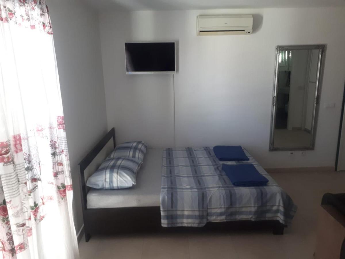Studio Apartman Labrador Vodice Exterior foto